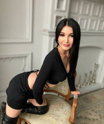 Викуся